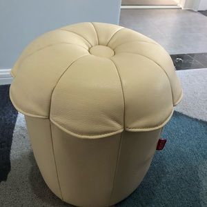 New stool